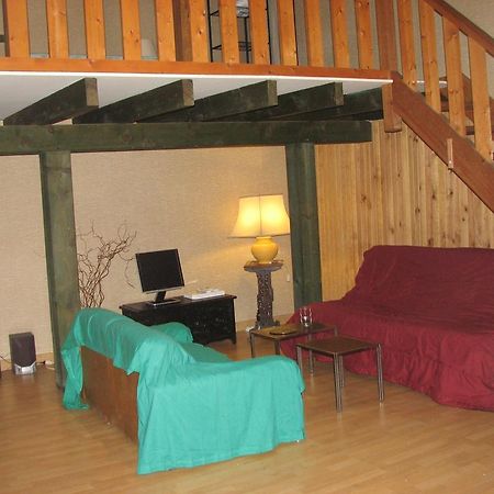 Duplex Carreyrou Apartment Beaumont-en-Perigord Bagian luar foto